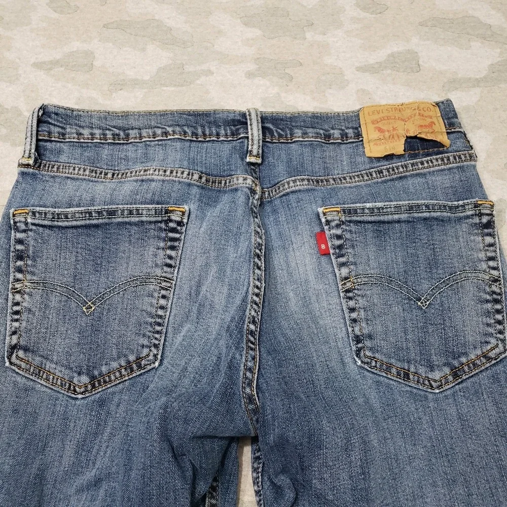 Levi's 514 Jeans Mens 32x30 Blue Straight Leg Pockets Denim Medium Wash